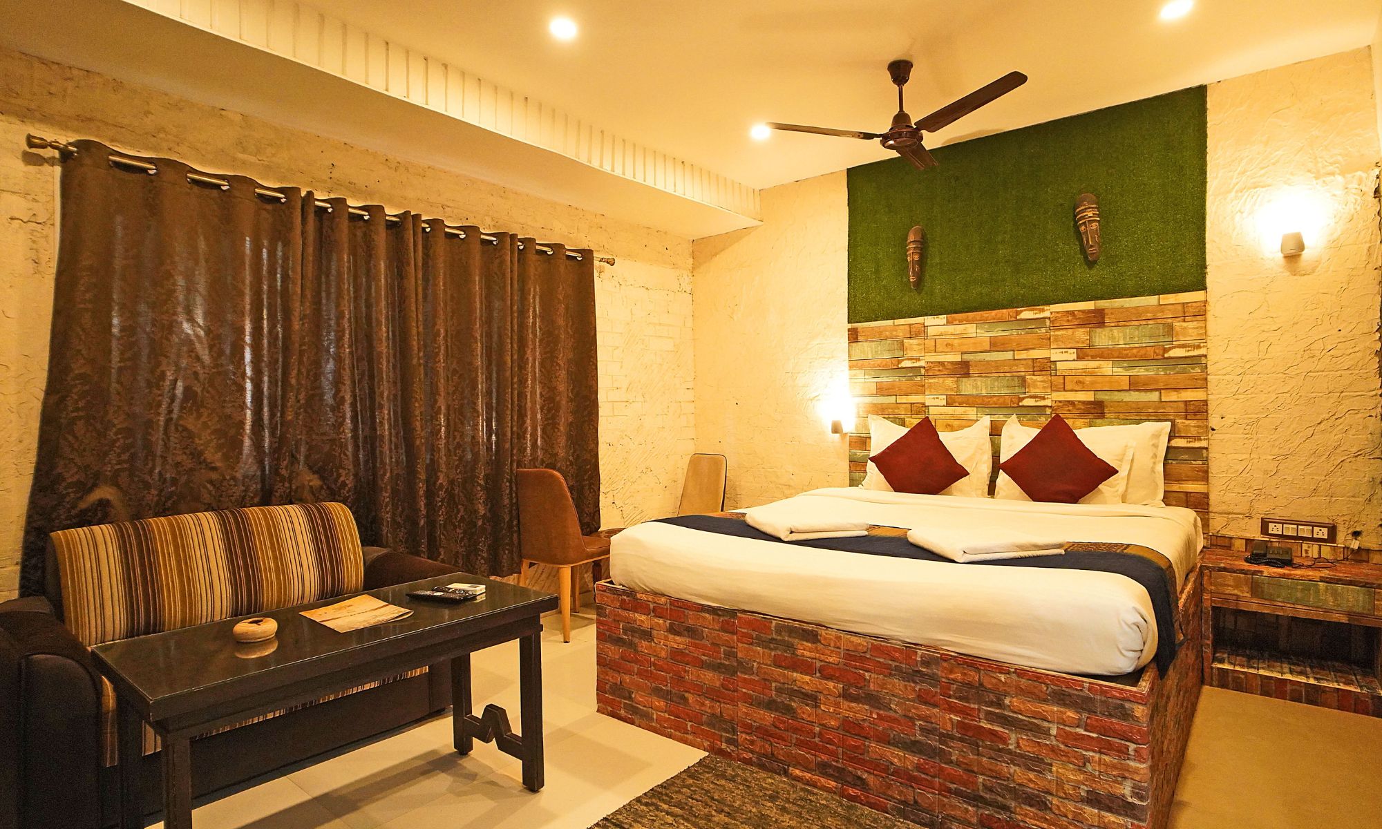 room_img_1